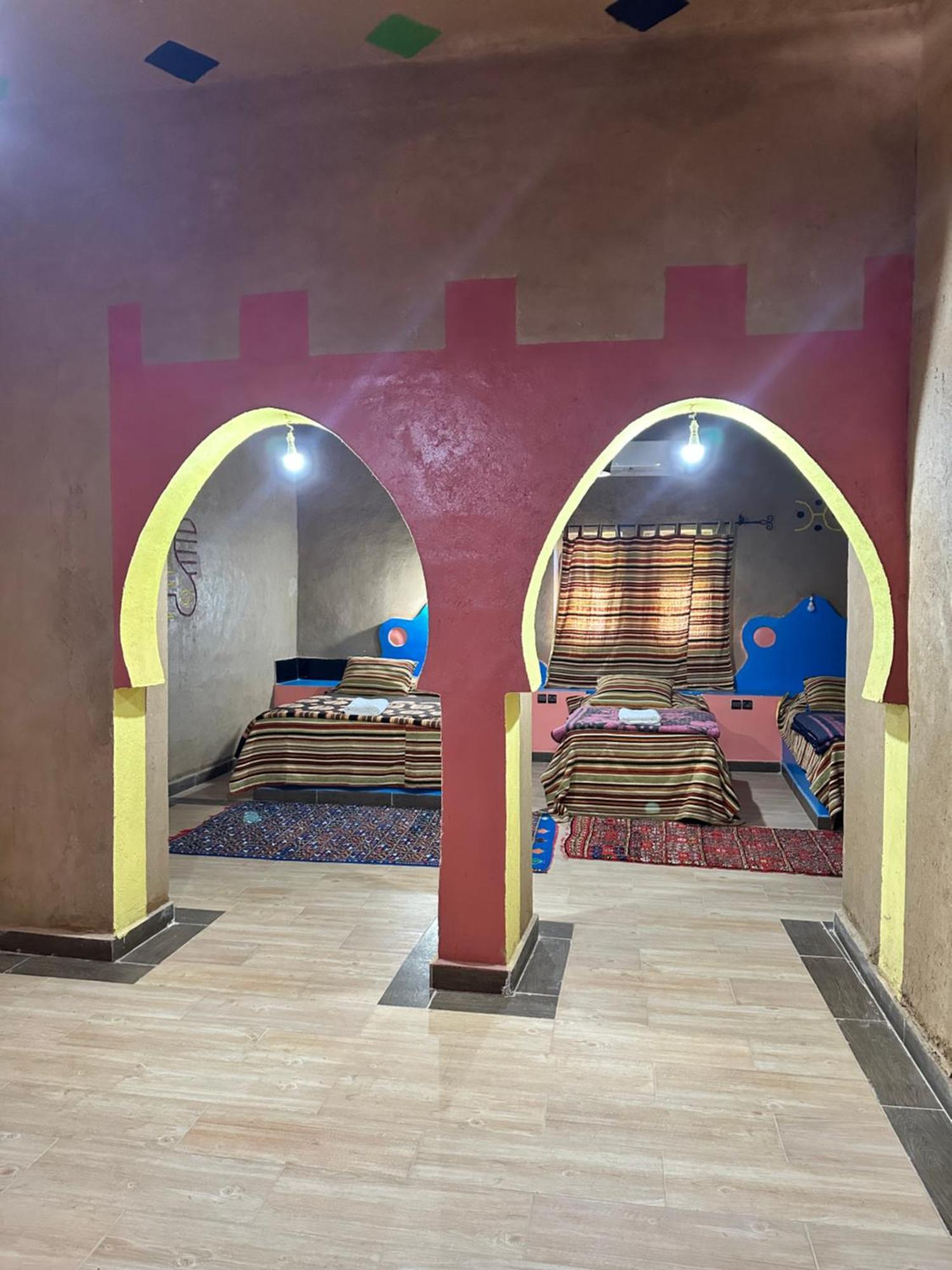 Accommodation Le Touareg Мерцуга Екстериор снимка