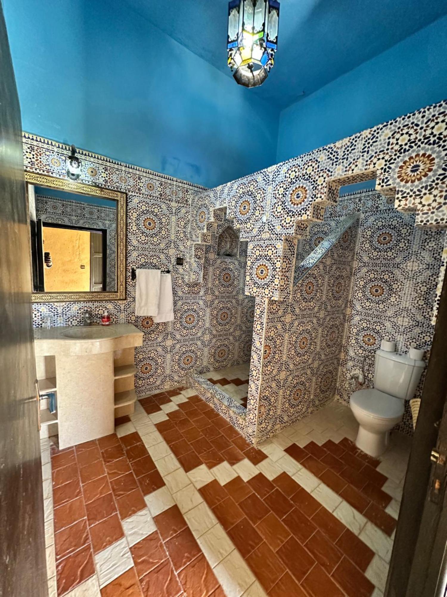Accommodation Le Touareg Мерцуга Екстериор снимка