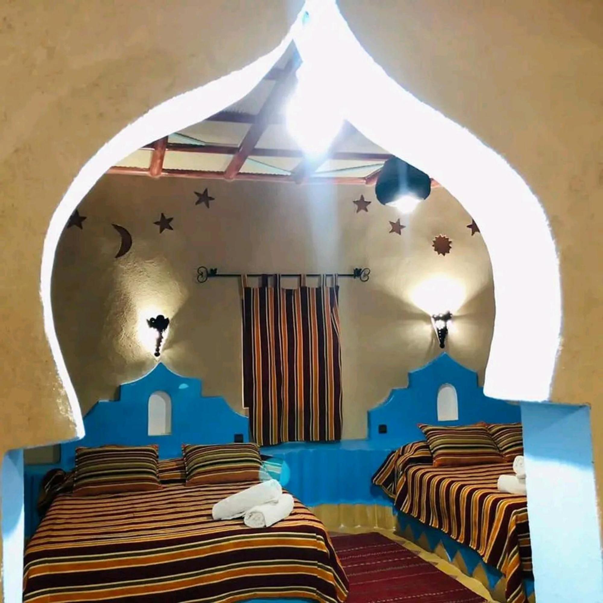 Accommodation Le Touareg Мерцуга Екстериор снимка