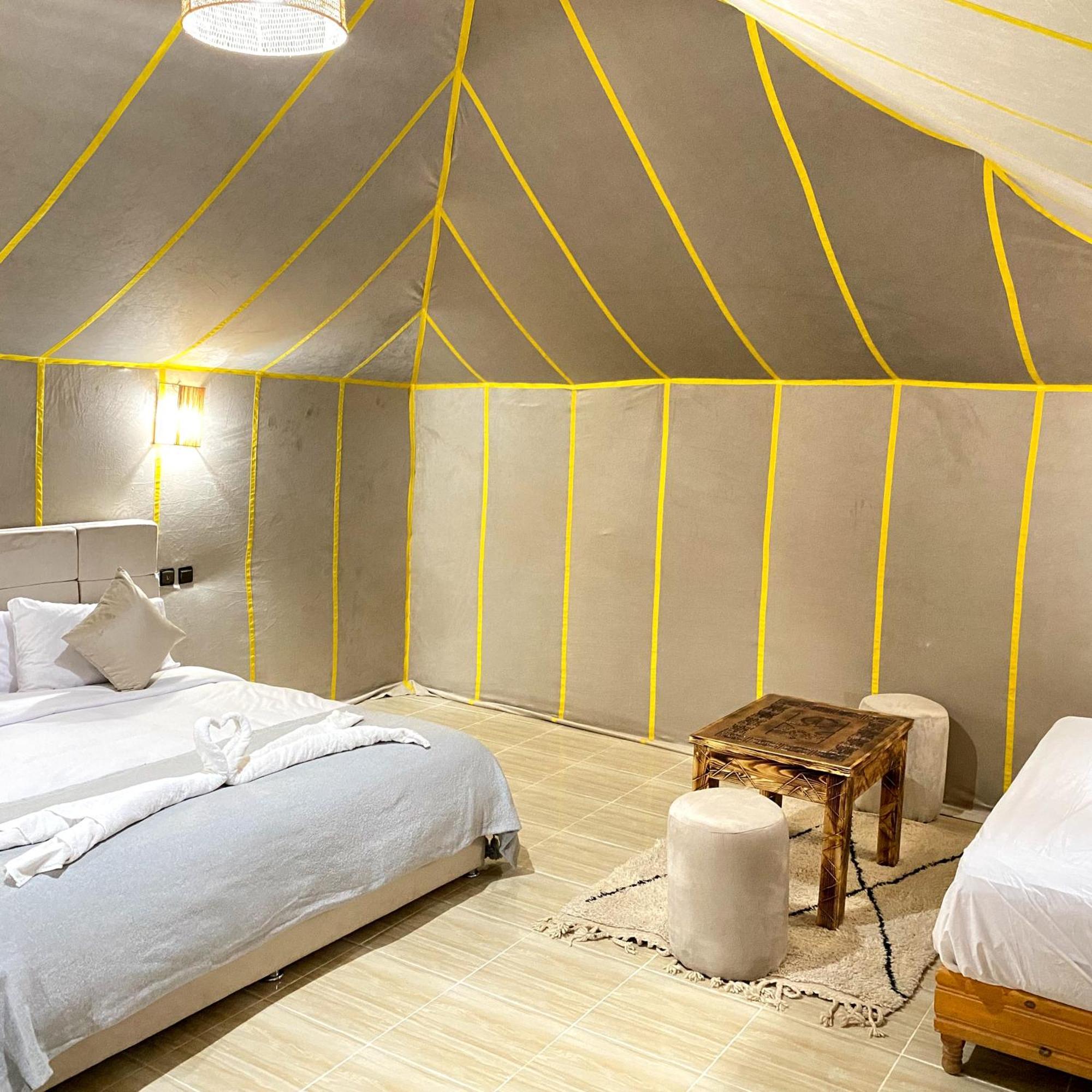 Accommodation Le Touareg Мерцуга Екстериор снимка