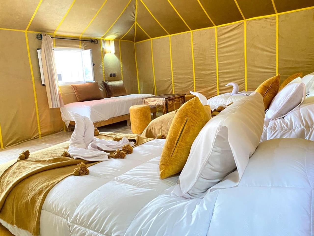 Accommodation Le Touareg Мерцуга Екстериор снимка