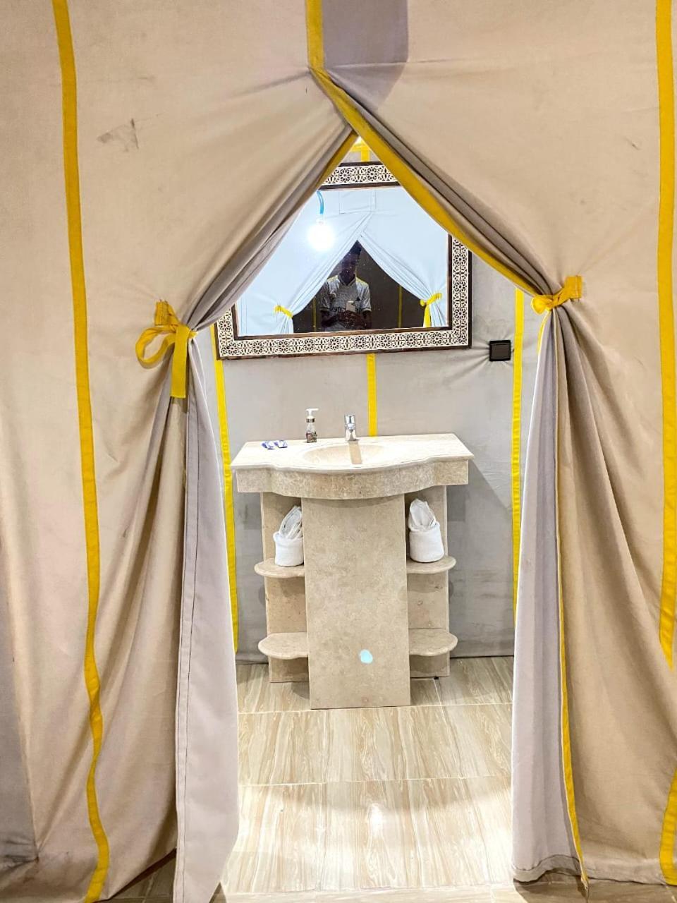 Accommodation Le Touareg Мерцуга Екстериор снимка