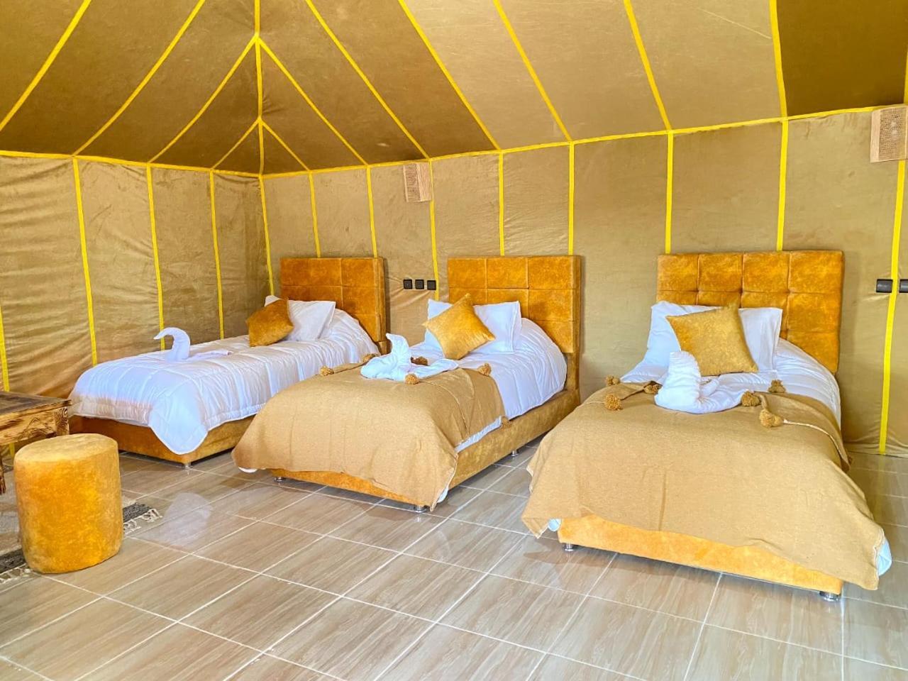 Accommodation Le Touareg Мерцуга Екстериор снимка
